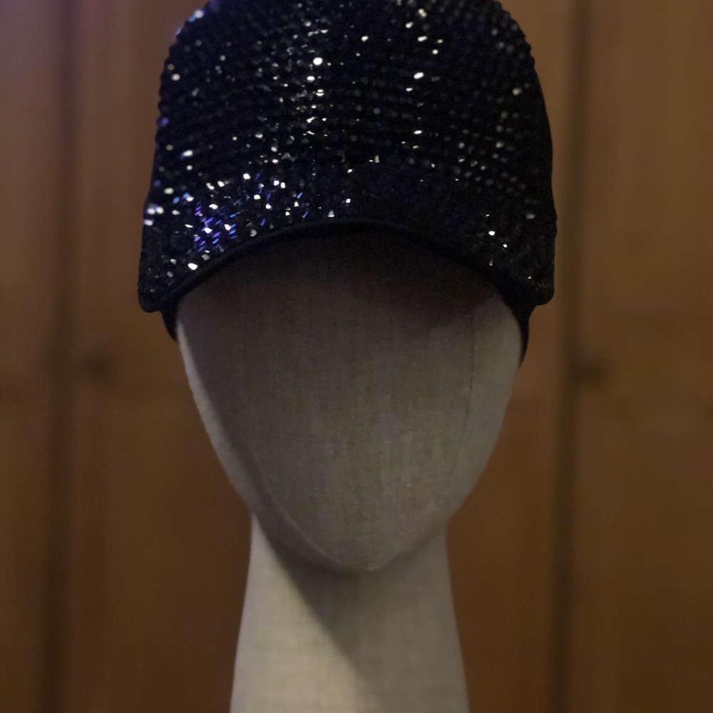 Hat - Picture 4 of 4